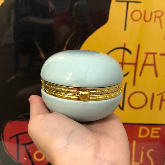 French Macaron Pastel Glass Hinged Trinket Boxes - Picture 5 of 12